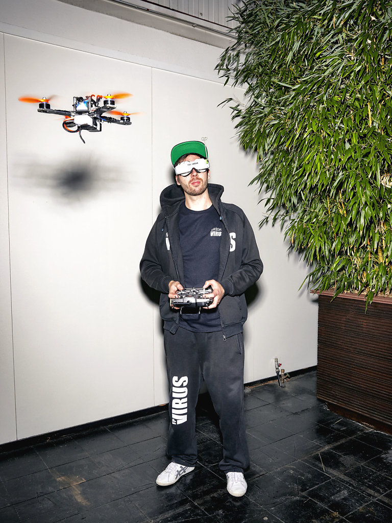 Portrait Sascha_Team Virus_Dronemasters_Cebit Hannover
